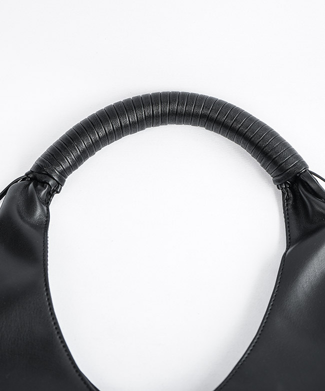 F/CE.(エフシーイー) TECH LEATHER WRAPPING HANDLE TOTE テックレザー