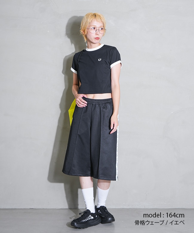 FRED PERRY(フレッドペリー) CROPPED RINGER T-SHIRT クロップド