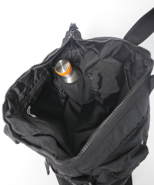 C.P.COMPANY(シー・ピー・カンパニー)Nylon B Lens Shoulder Bag