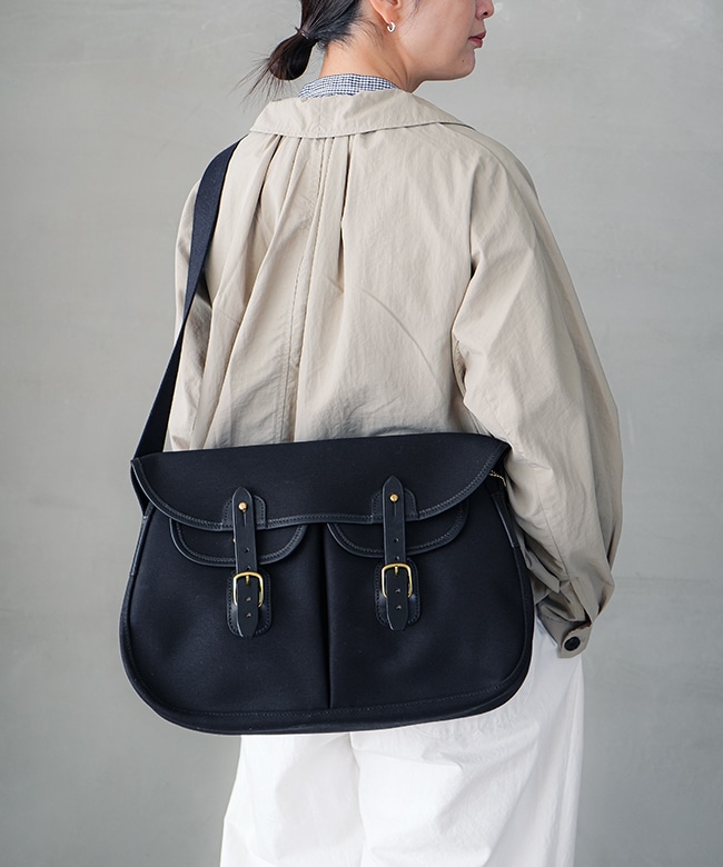 ◇[ariel-trout-large]【保存袋付き】Brady(ブレディー) ARIEL TROUT