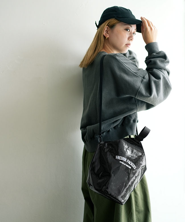 FREDRIK PACKERS(フレドリック パッカーズ)#11 DUCK PVC UP HANDLE