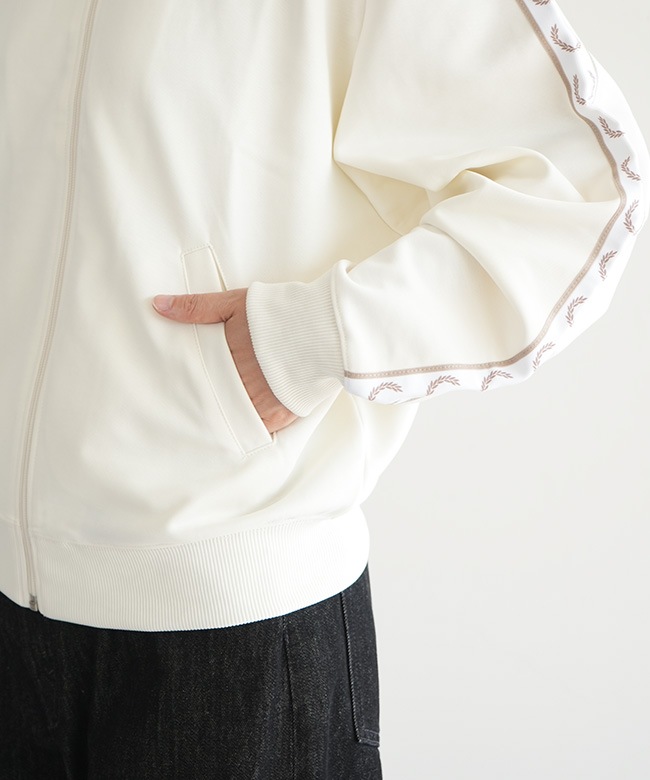 FRED PERRY(フレッドペリー) TAPED TRACK JACKET テープトラック