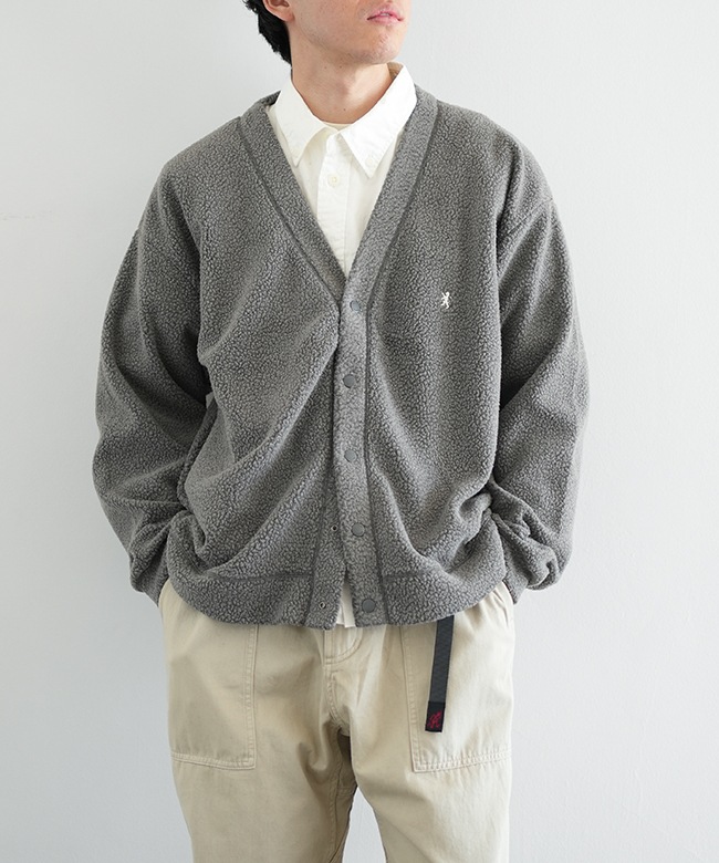 【tucci 】Crudiani グレー カーディガン GY-C0477FFC]Gymphlex(ジムフレックス) V-NECK CARDIGAN Vネック