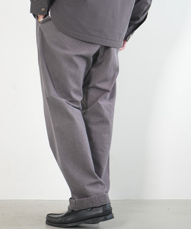 NN-P4710]nonnative(ノンネイティブ) OFFICER CHINO TROUSERS C