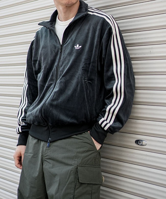 ◇adidas Originals(アディダスオリジナルズ) ユニセックス アディ