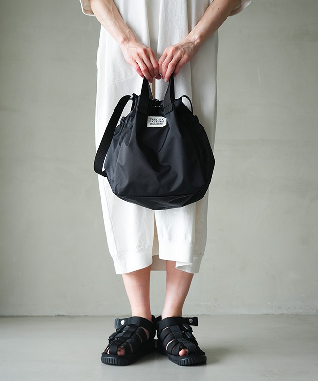 FREDRIK PACKERS(フレドリック パッカーズ)BLOOM SHOULDERショルダー