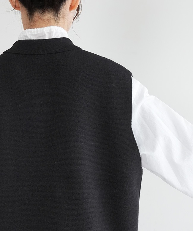 SALE 50%OFF】mizuiro ind(ミズイロインド)襟付きワイドベスト