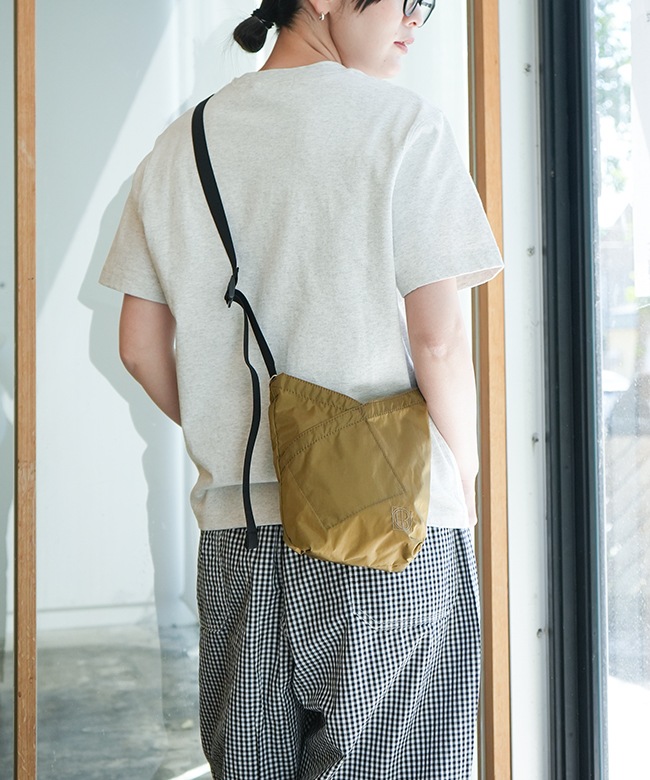 SALE 20%OFF】hobo(ホーボー) AZUMA SHOULDER BAG S NYLON RIPSTOP