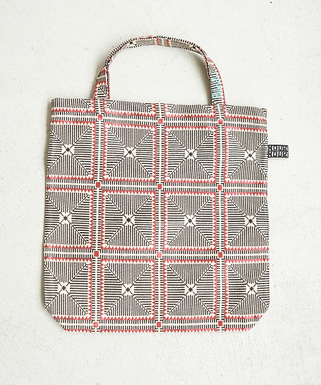 BINDU(ビンドゥ)CROCHET JACQURAD TOTE BAG クロシェットジャガード