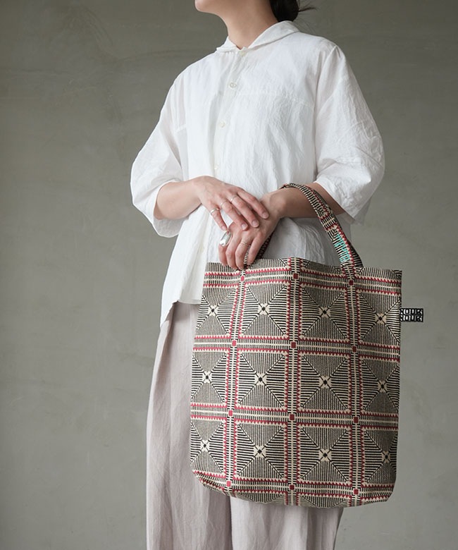 BINDU(ビンドゥ)CROCHET JACQURAD TOTE BAG クロシェットジャガード