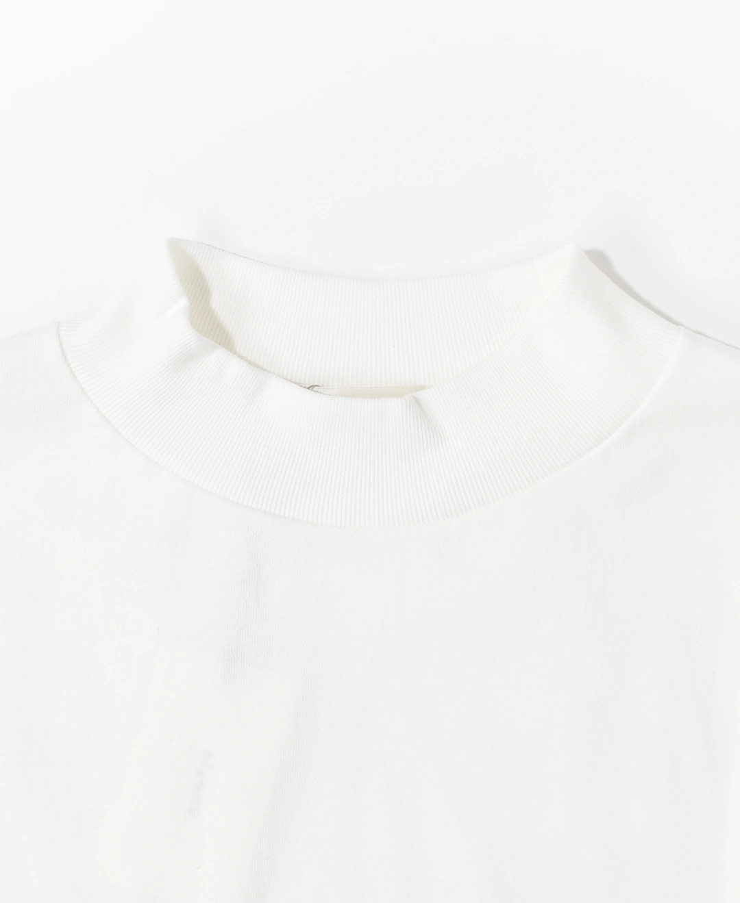 【30% OFF】[ALV-00137]alvana(アルヴァナ) 空紡 MIDLE NECK ROUND L/S TEE SHIRTS(空紡天竺 ミドルネックラウンドロングスリーブTシャツ)【WINTER SALE】の商品画像