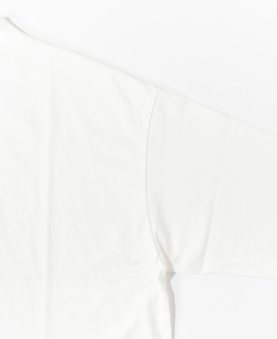 【30% OFF】[ALV-00137]alvana(アルヴァナ) 空紡 MIDLE NECK ROUND L/S TEE SHIRTS(空紡天竺 ミドルネックラウンドロングスリーブTシャツ)【WINTER SALE】の商品画像