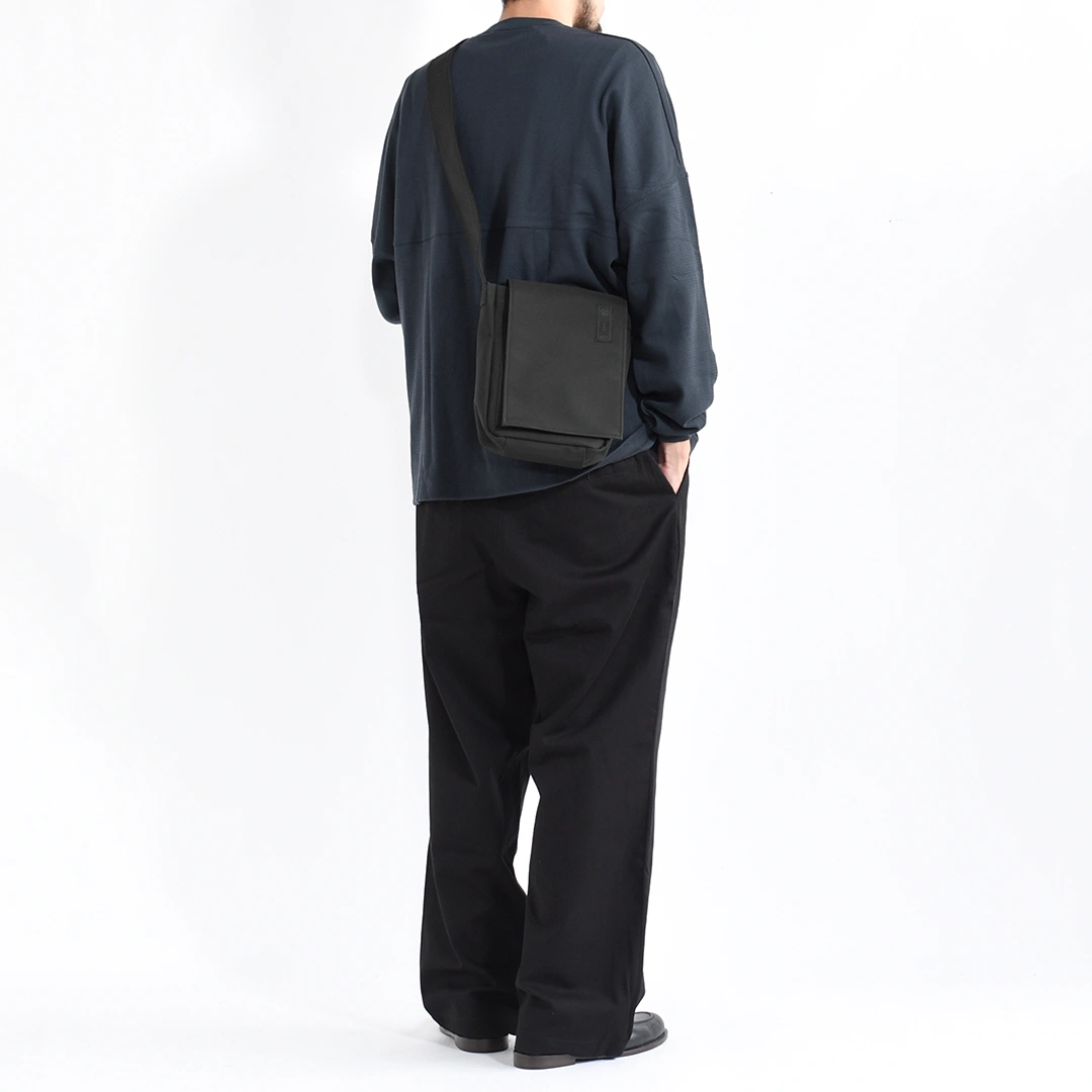 (111yz257) YOROZU(ヨロズ)A-TEX 縦型マンガショルダーの商品画像