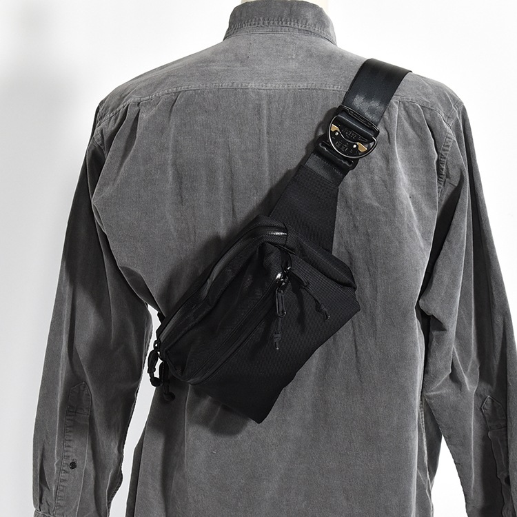 最終価格 定価7万 DEFY BAGS USA製 美品 Recon Messenger Bag | Horween Black Austin Calf Leather – DEFY