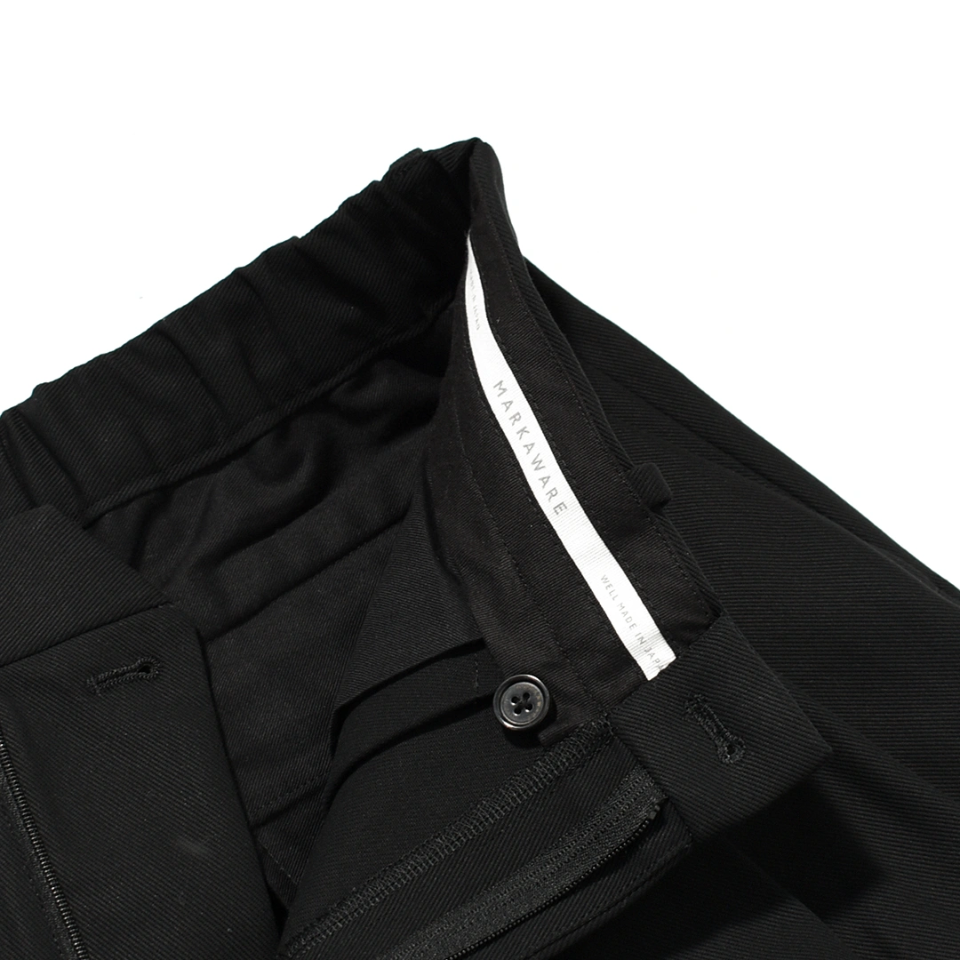 [a26a93pt03c]MARKAWARE (マーカウェア)Organic Cotton Survival Cloth Triple Pleated Wide Trousers(オーガニックコットンサバイバルクロストリプルプリーテッドワイドトラウザーズ)の商品画像