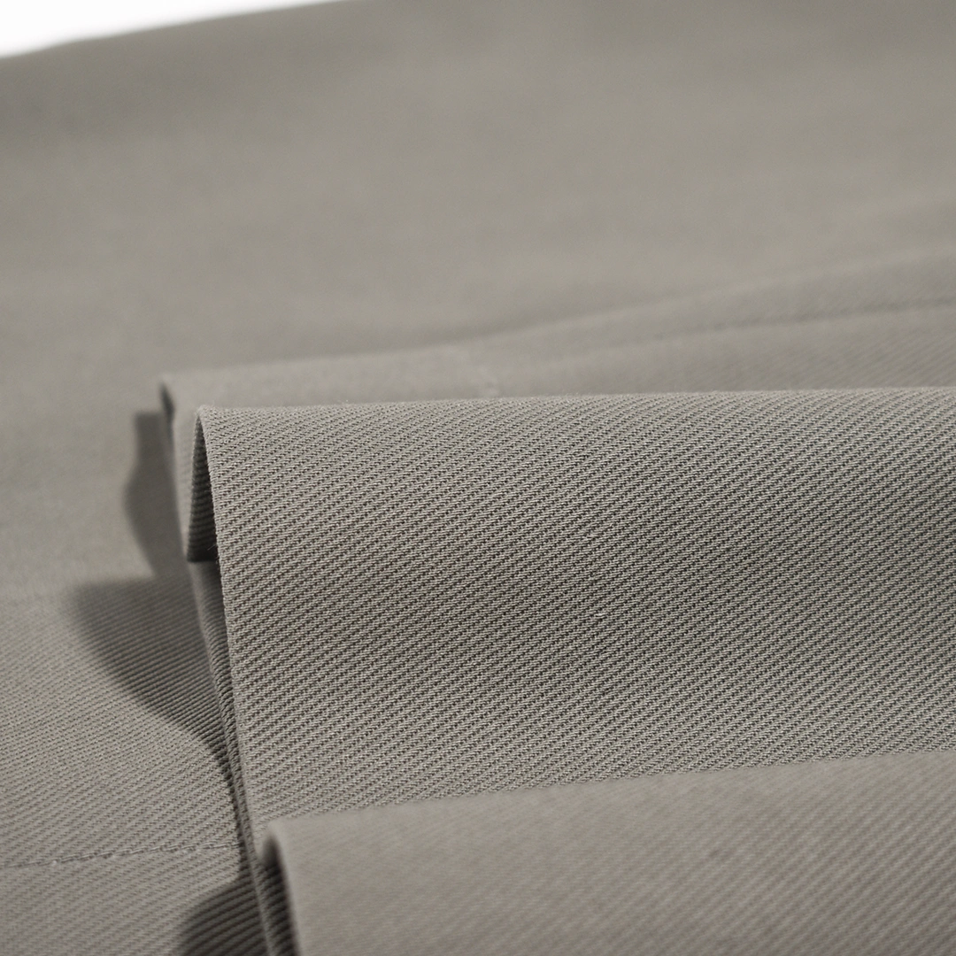 [a26a93pt03c]MARKAWARE (マーカウェア)Organic Cotton Survival Cloth Triple Pleated Wide Trousers(オーガニックコットンサバイバルクロストリプルプリーテッドワイドトラウザーズ)の商品画像