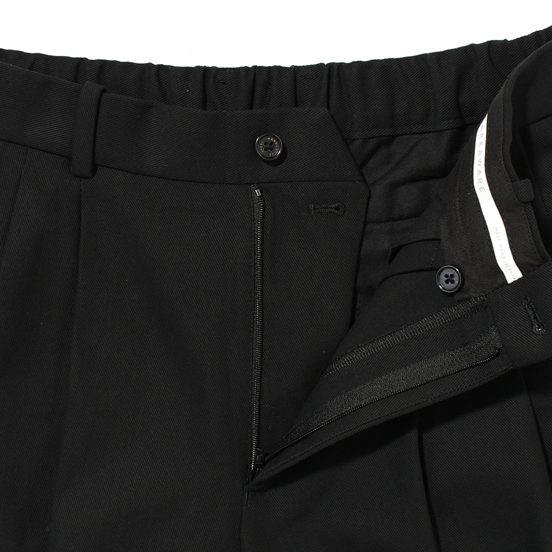 [a26a93pt03c]MARKAWARE (マーカウェア)Organic Cotton Survival Cloth Triple Pleated Wide Trousers(オーガニックコットンサバイバルクロストリプルプリーテッドワイドトラウザーズ)の商品画像