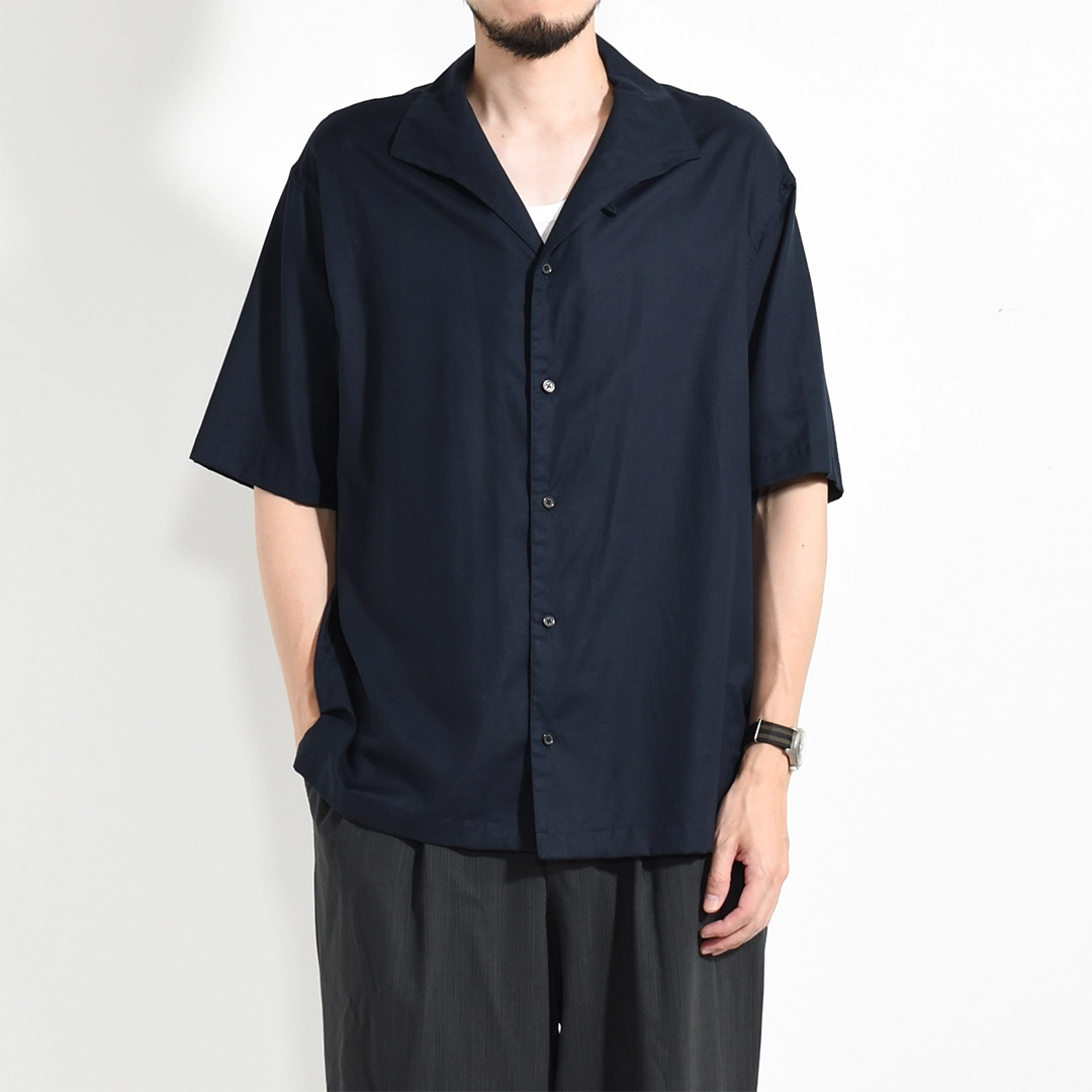USH70-LA198-A]ULTERIOR(アルテリア)Silky Soft Twill Shark Collar