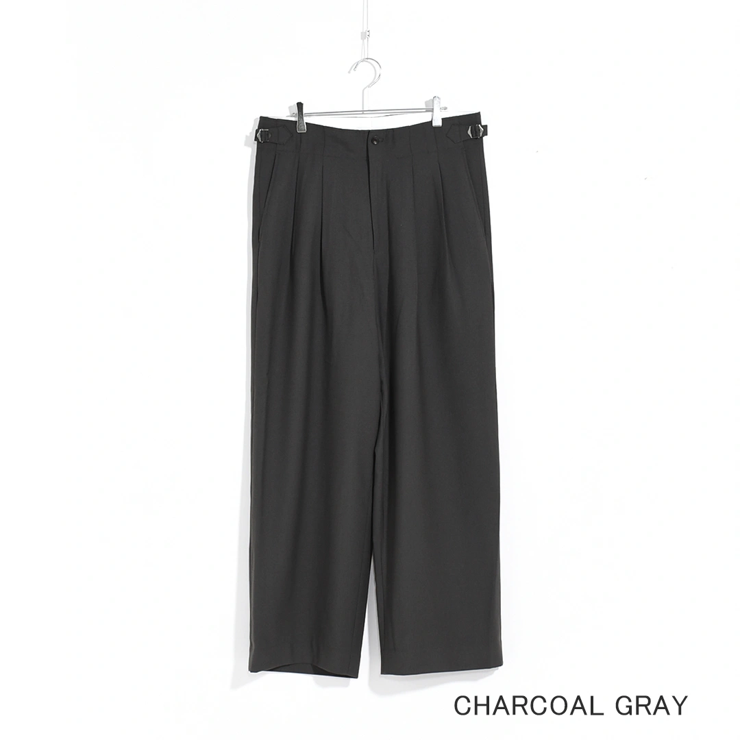 [m26a06pt01c]marka(マーカ) Recycled Polyester Non-Mulesed Wool Gabardine Two Tuck Military Trousers(リサイクルポリエステル　ノンミュールジングウールギャバジン2タックミリタリートラウザーズ)の商品画像