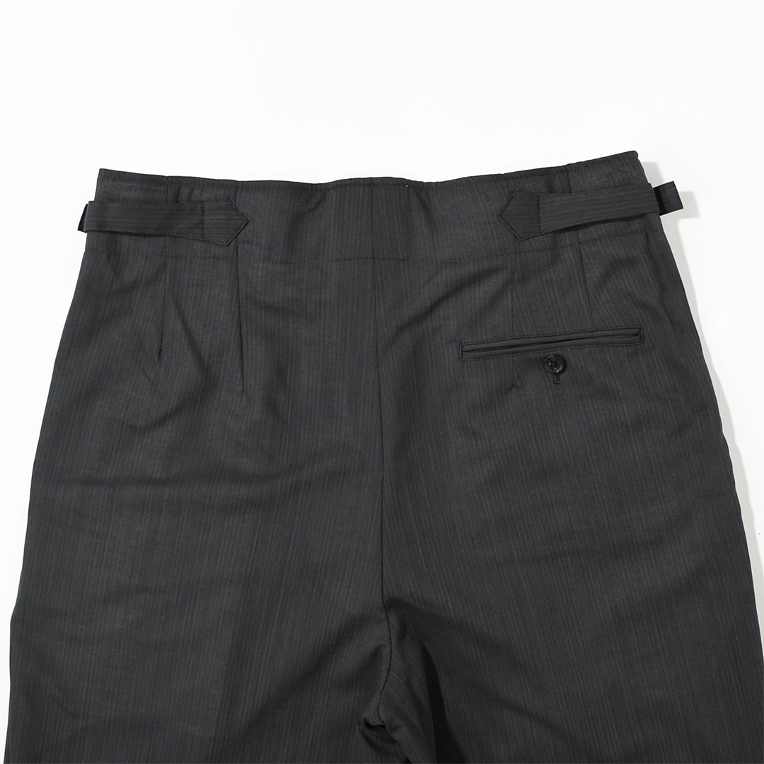 【30％ OFF】[m26b08pt02c]marka(マーカ) Wool High Twist Tropical Two Tuck Military Trousers(2/72ウール強撚トロピカルツータックミリタリートラウザーズ)【SUMMER SALE】の商品画像