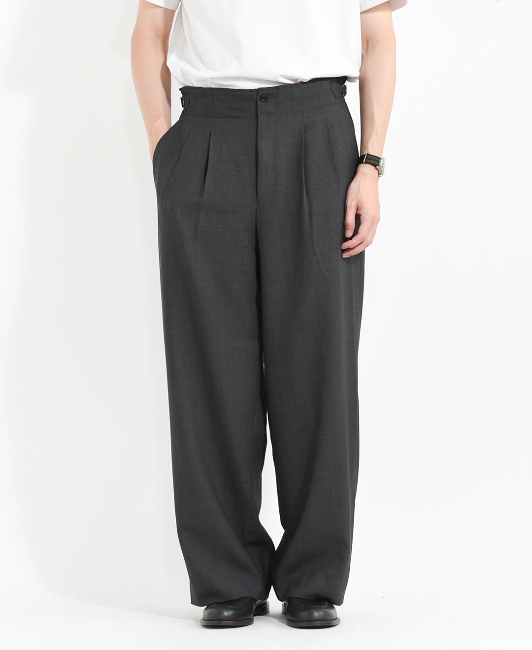 新品 marka 2 TUCK MILITARY PANTS markaware 別注〉TWO TUCK MILITARY TROUSERS | MARKAWARE/MARKA