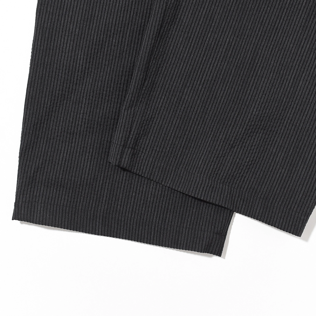 [m26b03pt01c]marka(マーカ) Wool seersucker Wide Cylinder Fit Easy Pants(ウールシアサッカーワイドシリンダーフィットイージーパンツ)の商品画像