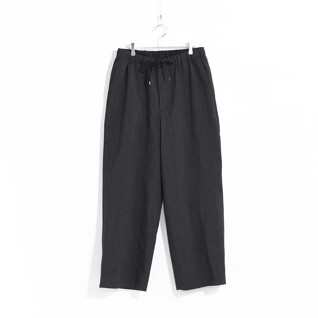 [m26b03pt01c]marka(マーカ) Wool seersucker Wide Cylinder Fit Easy Pants(ウールシアサッカーワイドシリンダーフィットイージーパンツ)の商品画像