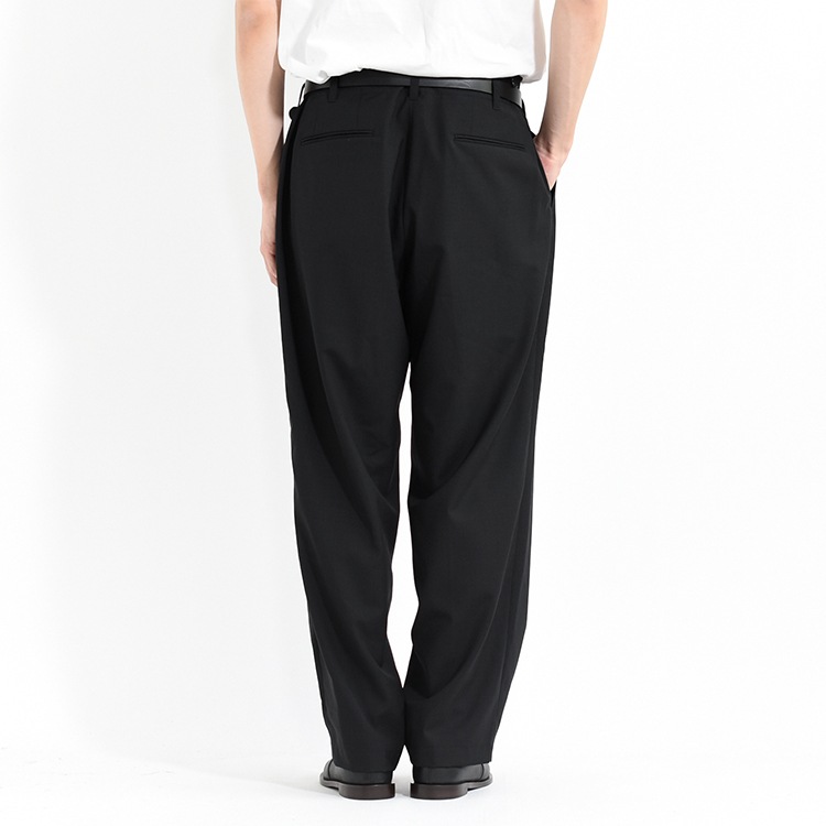 【30% OFF】[UNPT72]un/unbient(アン/アンビエント)TUCK TROUSERS / Wool Poly(タックトラウザース/ウールポリ)【SUMMER SALE】の商品画像