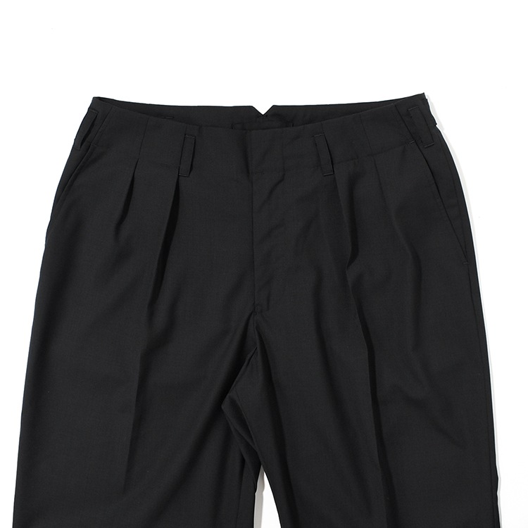 【30% OFF】[UNPT72]un/unbient(アン/アンビエント)TUCK TROUSERS / Wool Poly(タックトラウザース/ウールポリ)【SUMMER SALE】の商品画像