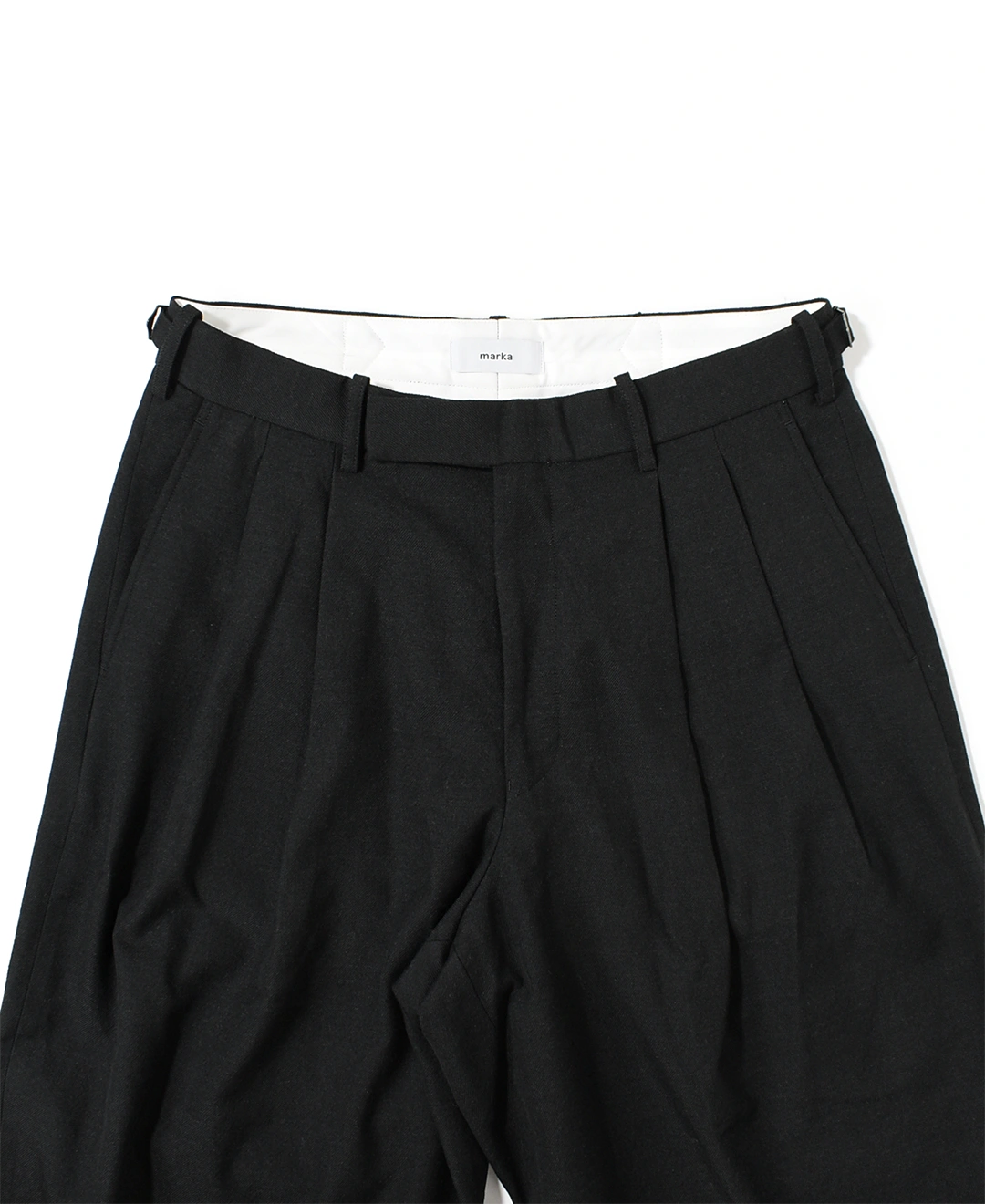 m25c12pt01c]marka(マーカ) Tumbled Wool Serge Two Tuck Baggy