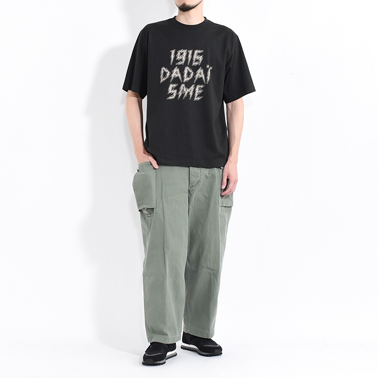 【30% OFF】[bROOTS25S33B]blurhms ROOTSTOCK(ブラームスルートストック) DADAISME Print Tee STANDARD(ダダイズムプリントTシャツスタンダード)[OUTLET]の商品画像