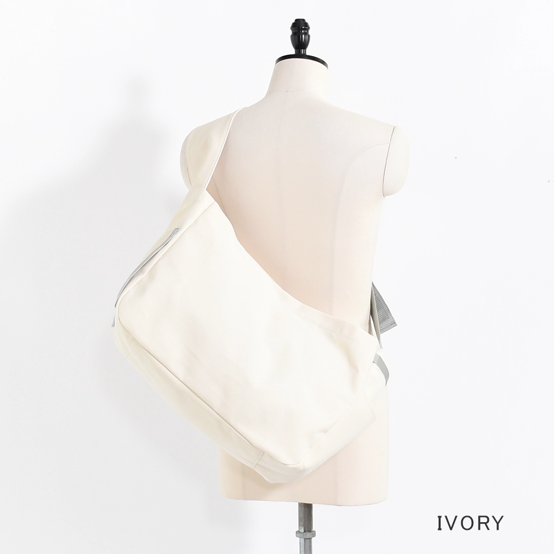 [111yz300] YOROZU(ヨロズ)Niten-Sash Shoulder Japanese Canvas(二天タスキショルダーJC/帆布)の商品画像