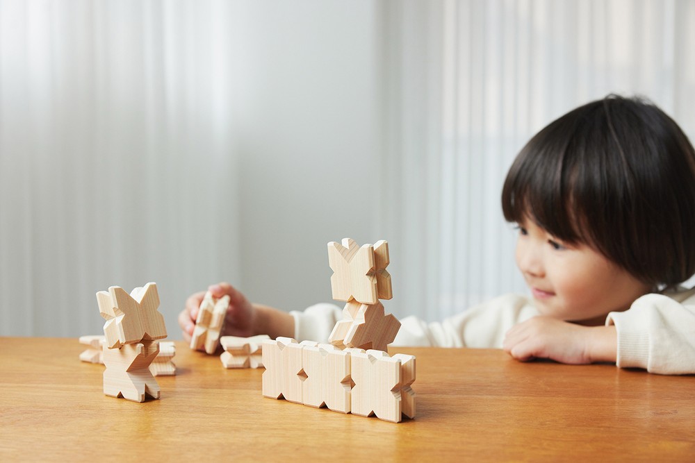 KIKKA Japanese Wooden Toy 国産ひのき 奈良 ManiMani 今なら専用木箱プレゼント