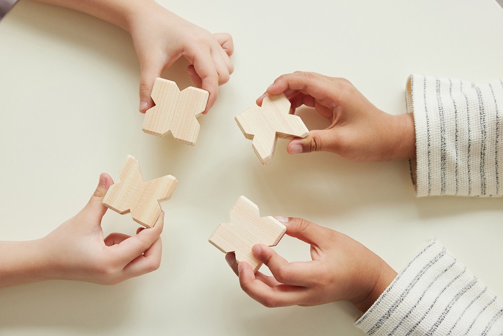 KIKKA Japanese Wooden Toy 国産ひのき 奈良 ManiMani 今なら専用木箱プレゼント