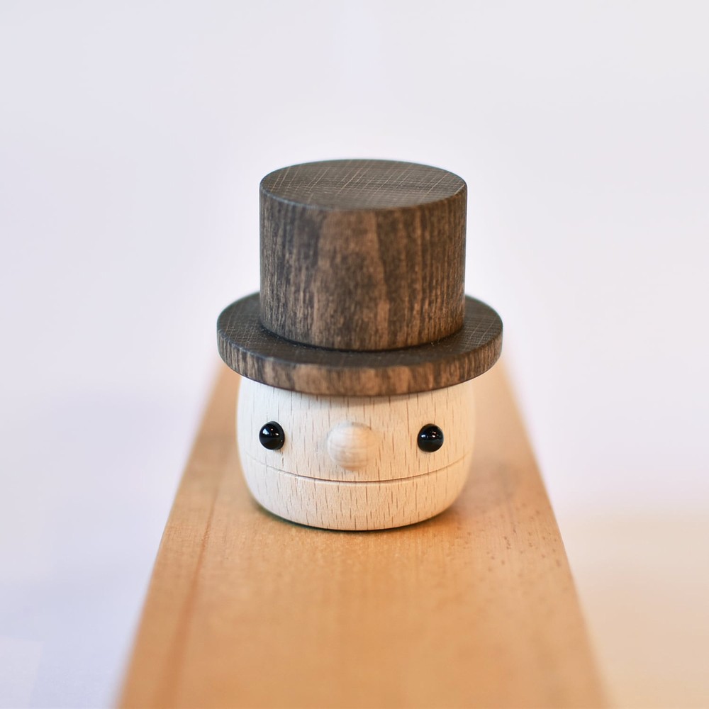 こまむぐ どんぐりぱぱ どんぐりまま comomg 日本製 こまーむ パパ ママ 木のおもちゃ 動きを楽しむ