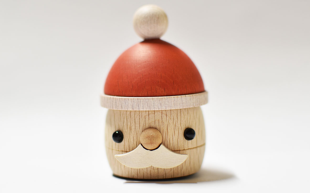 こまむぐ　どんぐりサンタ　comomg