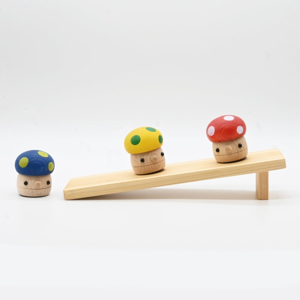 こまむぐ どんぐりきのこ comomg 日本製 こまーむ 木のおもちゃ 動きを楽しむ