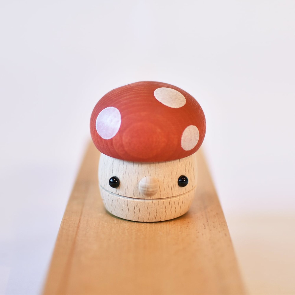 こまむぐ どんぐりきのこ comomg 日本製 こまーむ 木のおもちゃ 動きを楽しむ