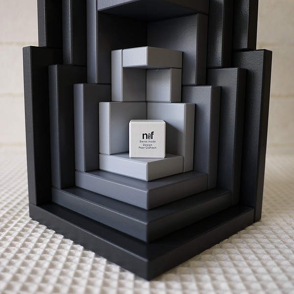 ネフ naef セラ モノクロ 正規輸入品 国産木箱おまけ付 ネフパターンブック付 積み木 つみき アトリエニキティキ