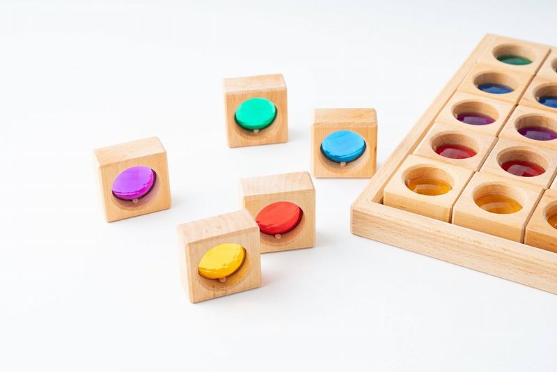 バウシュピール社　トランスパレントキューブ　BAUSPIEL　BAU-0225　積み木