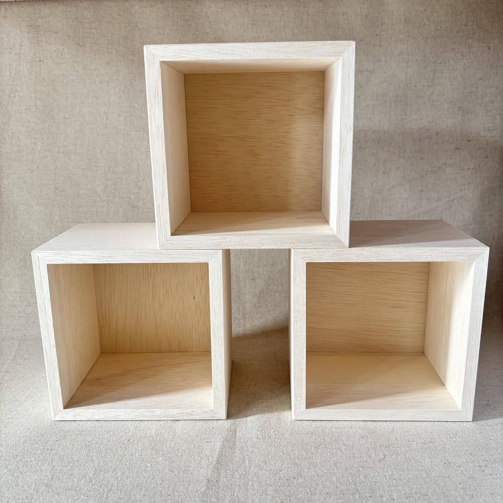 国産木箱 無塗装 日本製 木のおもちゃ 木製 木箱 ネフ セラ キュービックス グラパット 飾り棚 内寸 105 105 90