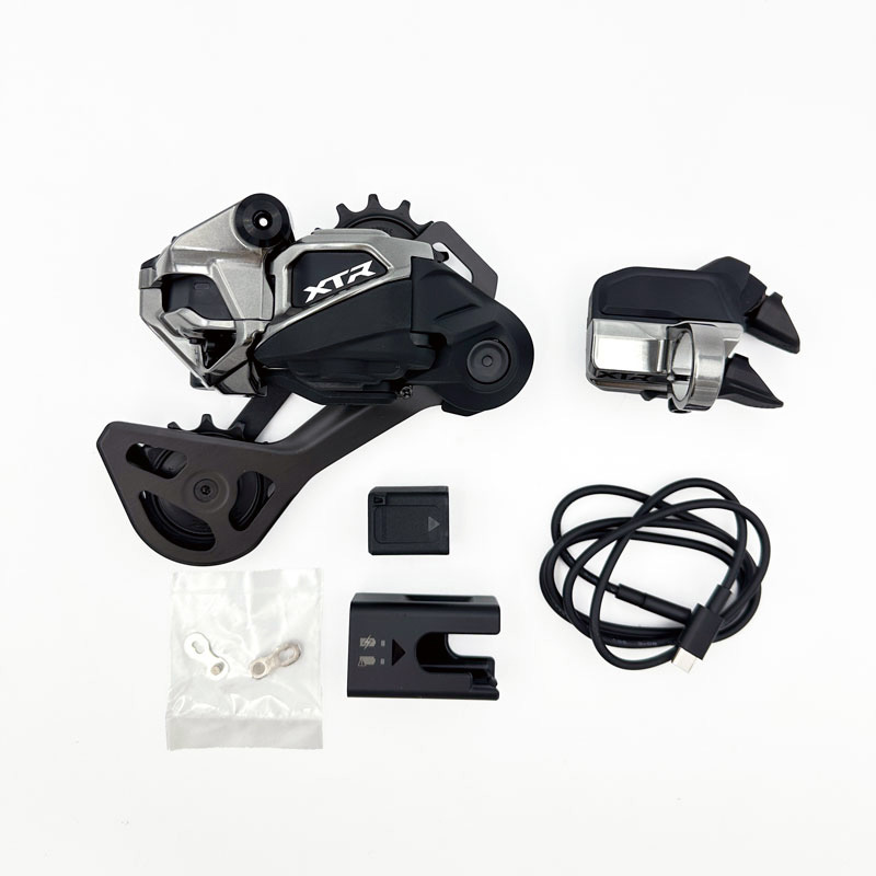 SHIMANO Di2 TTバイク用電動シフトセット