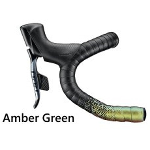 【KAMEREONページです】 パンサーカメレオン YBBB Ambilobeベビーたちの発色の個体差 : COLORS