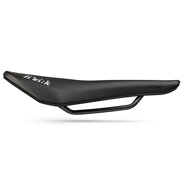 フィジーク アルゴ テンポ R5 160mm フィジーク アルゴ テンポ R5 S-Alloyレール サドル ブラック