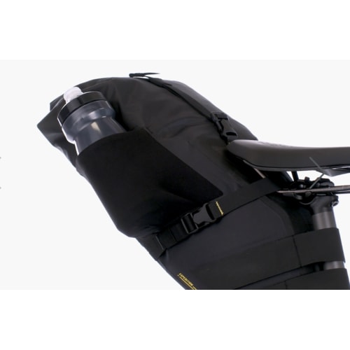 アピデュラ NEWエクスペディション サドルパック 9L | バッグ,大型