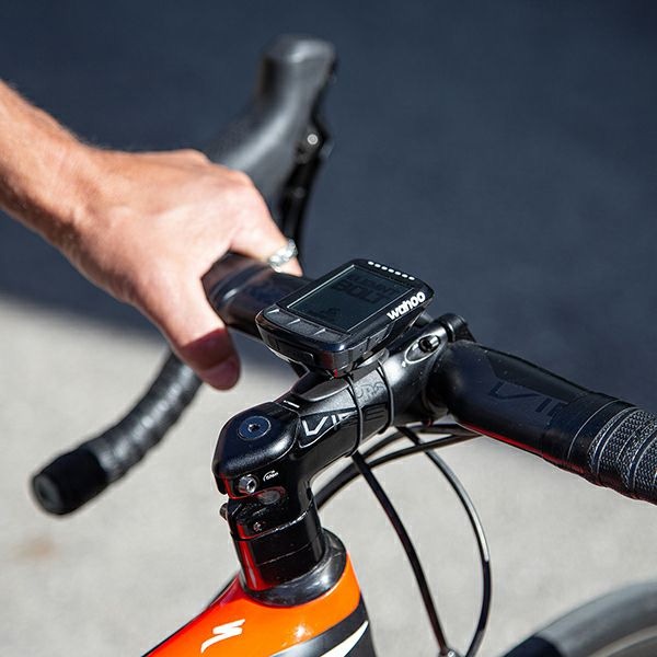カーボンエアロハンドル　マウント付き 新商品】【前面からの空気抵抗を軽減!!】自転車パーツブランド