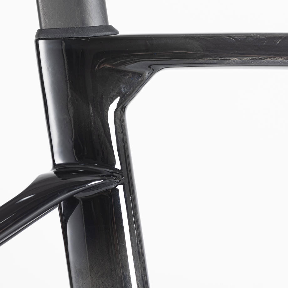 スポーツロードバイク カーボンフレーム　ブラック ウィンスペース T1550 カーボンフレームセット DISC ブラック | 自転車