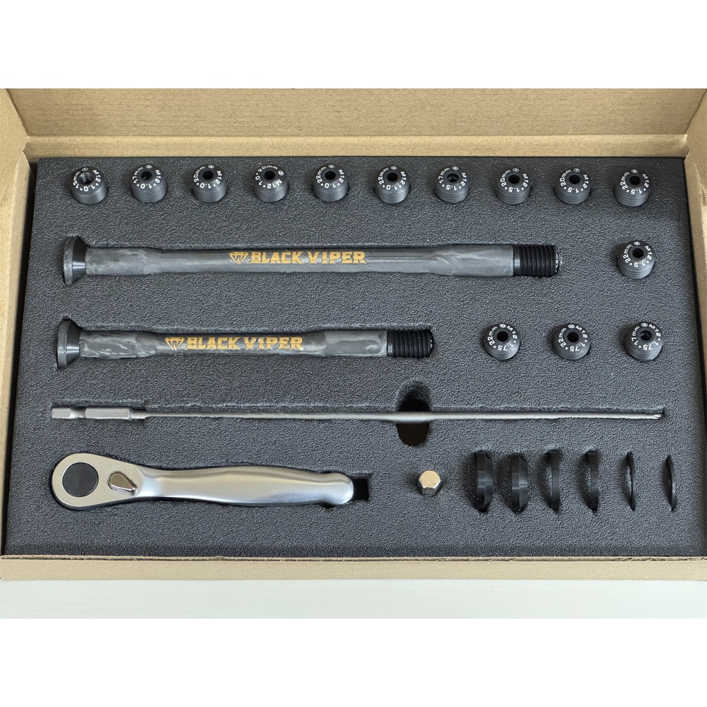 ブラックバイパー LIGHT AXLE（ライトアクスル）超軽量カーボンスルー