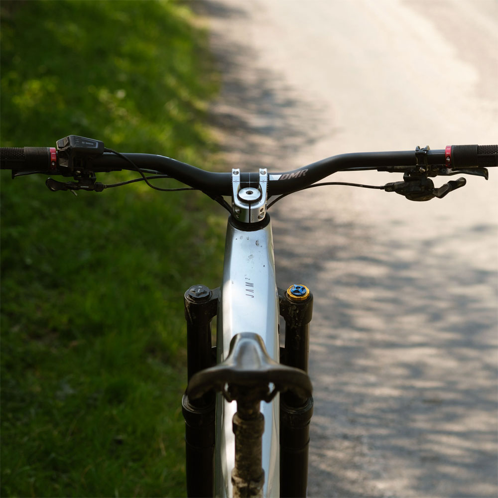 DMR Sweeper Bar 35 バークランプ径：35mm | マウンテンバイクパーツ