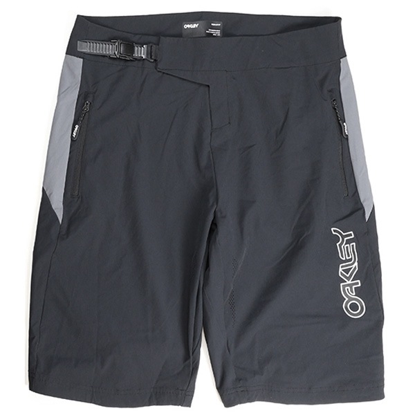 オークリー SEEKER SHORT 2.0 ブラックアウト/ユニフォームグレー